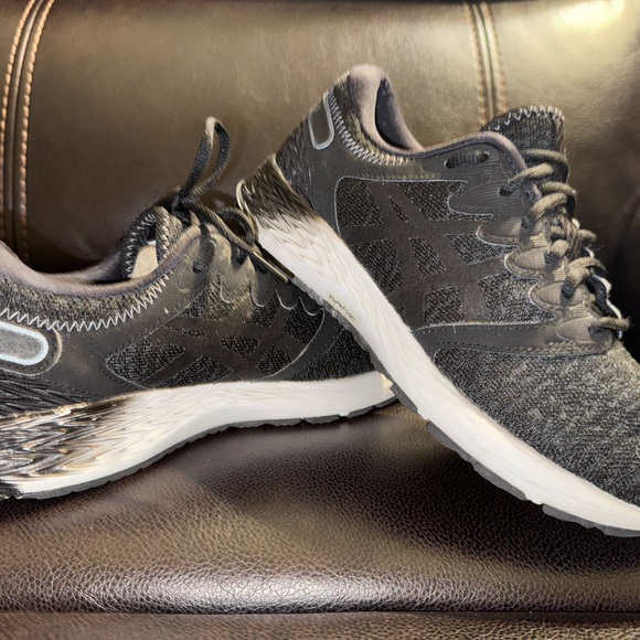 ASICS Roadhawk FF 2 Women's Running Shoe, Dark Grey/Black,  size 8.5 - Picture 6 of 6